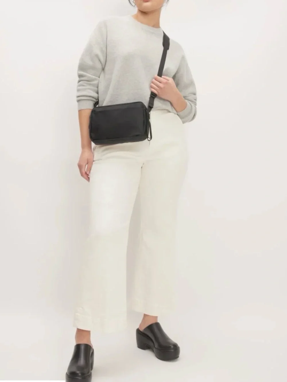 EVERLANE Pink Crossbody Shoulder Bag - Lightweight Everyday Bag